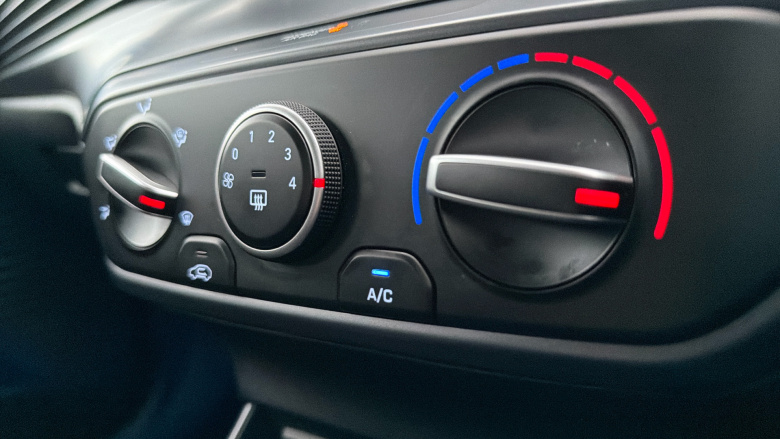 Hyundai BAYON 1.0 TGDi 48V MHEV SE Connect 5dr DCT Petrol Hatchback